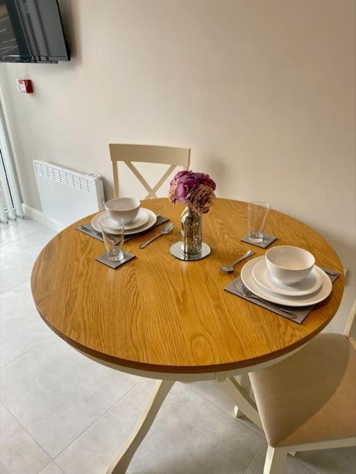 Erne Getaway No.7 Brand New 1 Bed Apartment Enniskillen Buitenkant foto